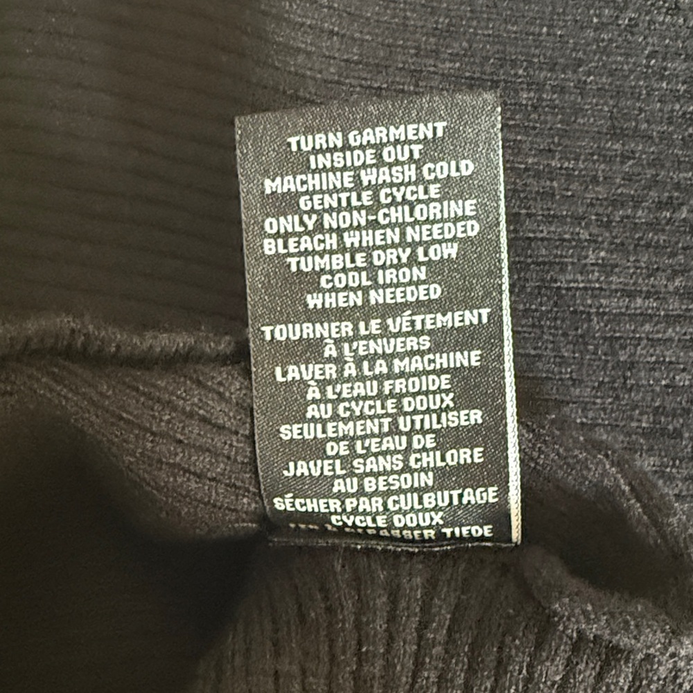 Premise Black V-Neck Women's Sweater - Picture 5 of 5